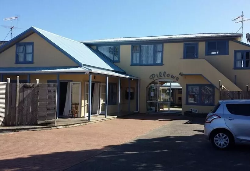 Motelli Orewa Pillows Lodge