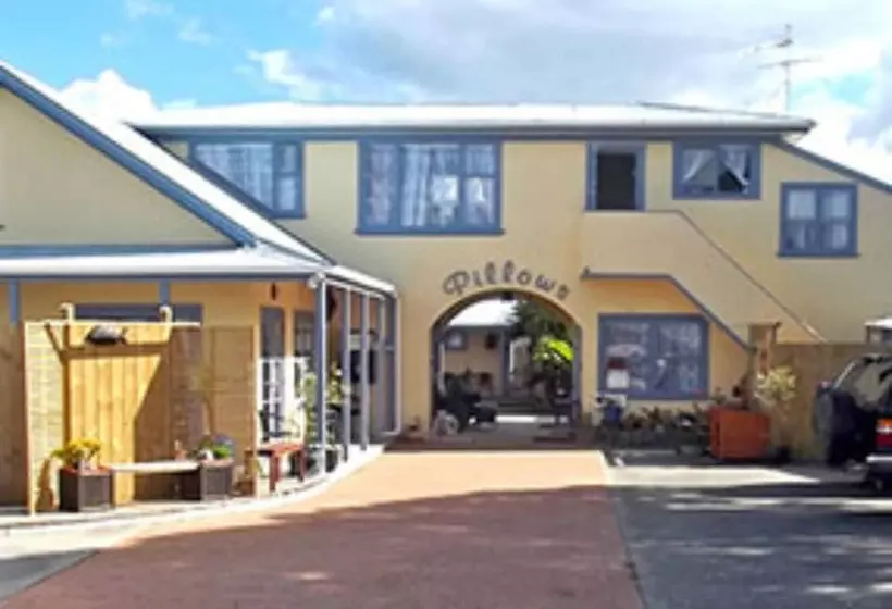 Motelli Orewa Pillows Lodge