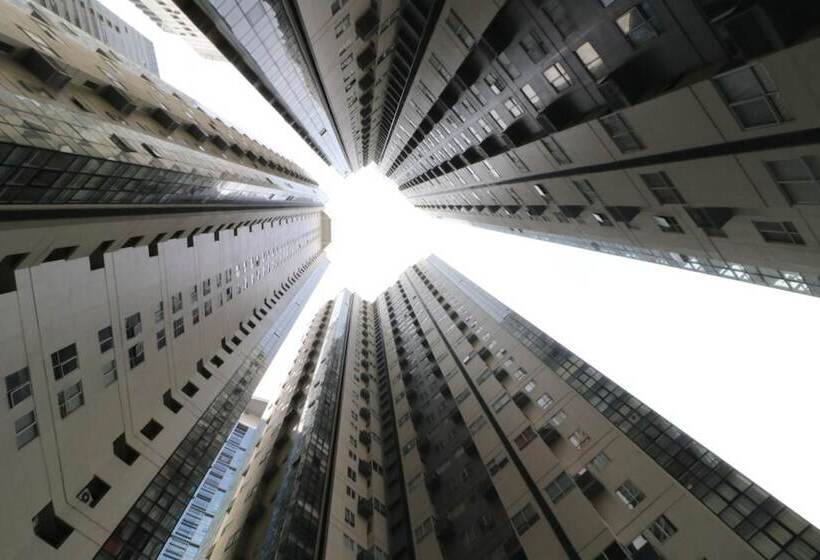 Oasis Regency At Fort Victoria Bgc