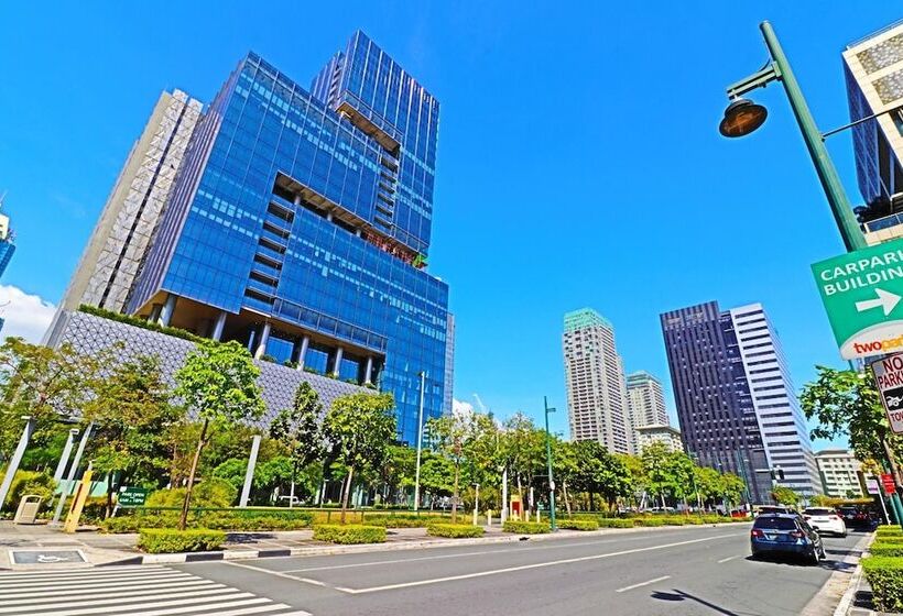 Oasis Regency At Fort Victoria Bgc