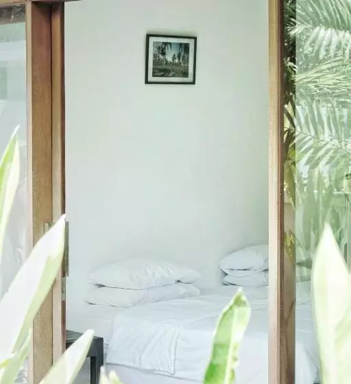 ペンション Canggu Beach Inn