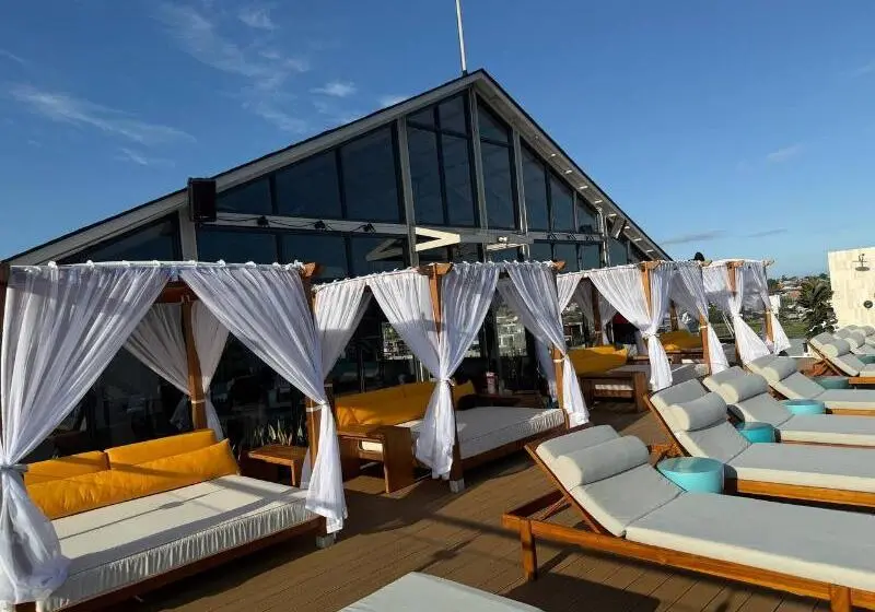 ペンション Canggu Beach Inn