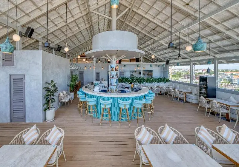 ペンション Canggu Beach Inn