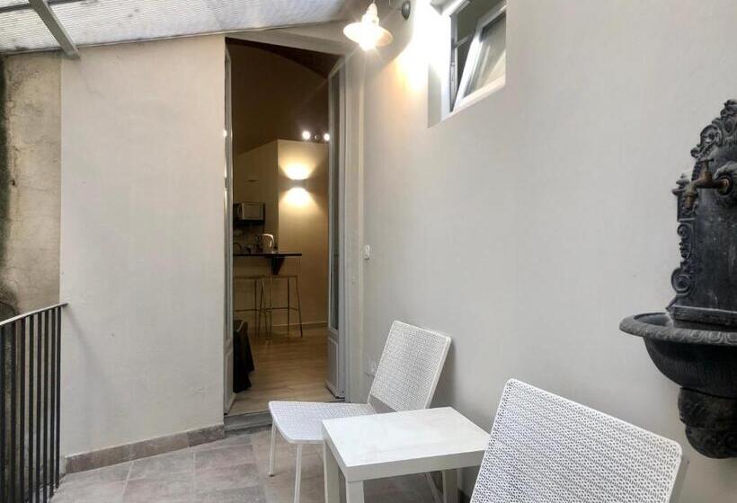 پانسیون Dimora Cavalieri