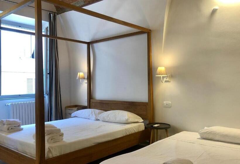 پانسیون Dimora Cavalieri