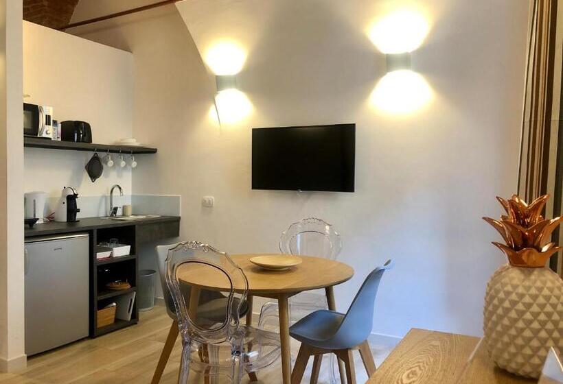 پانسیون Dimora Cavalieri