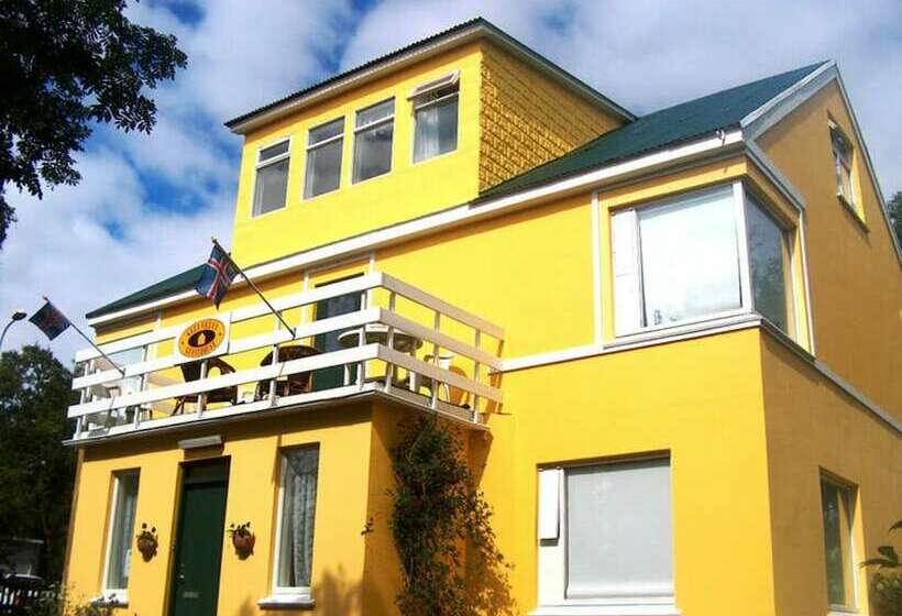 پانسیون Gula Villan þingvallarstræti