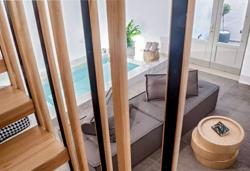 Santorini Soul Villas