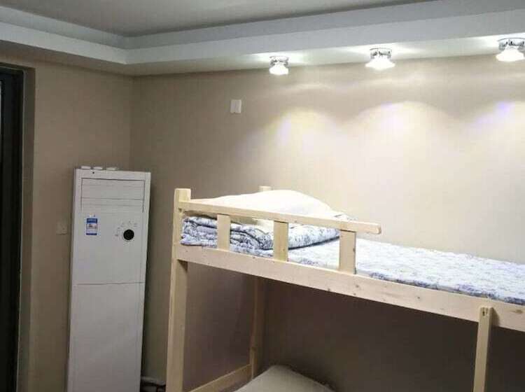 Shanghai Yuelai Guest House   Hostel