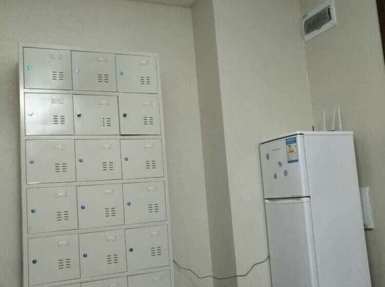 Shanghai Yuelai Guest House   Hostel