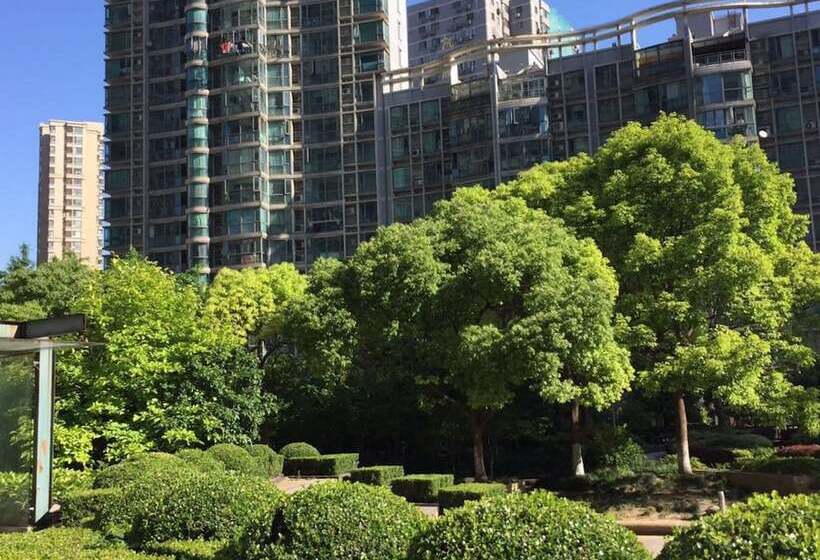 Shanghai Yuelai Guest House   Hostel