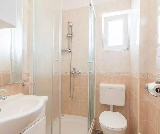 Apartmani Nikolina