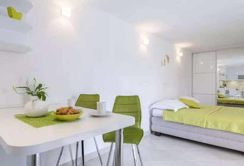 Apartmani Nikolina