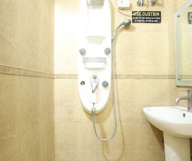 مبيت وإفطار Livia Residency