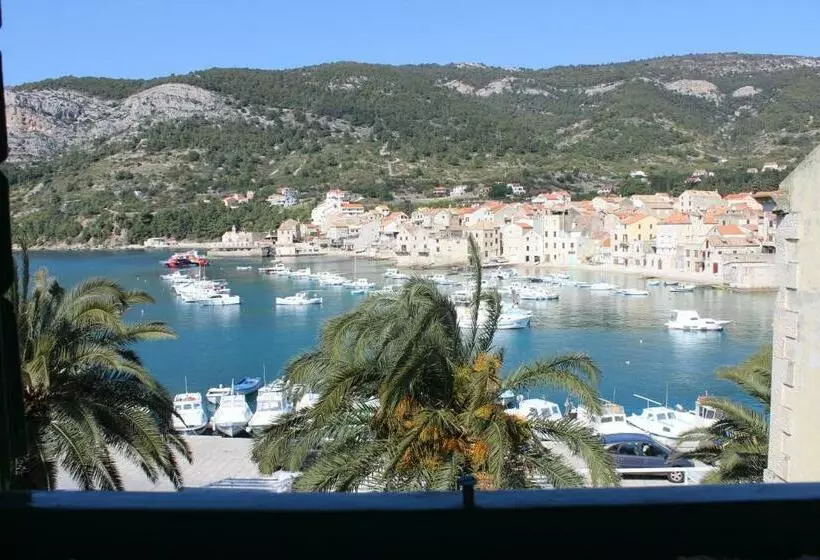 Aamiaismajoitus (B&B) The Little Gem