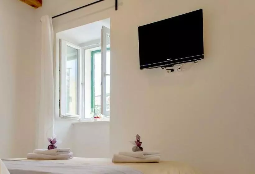 Aamiaismajoitus (B&B) The Little Gem