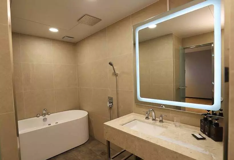 Dongducheon Hotel The Gray