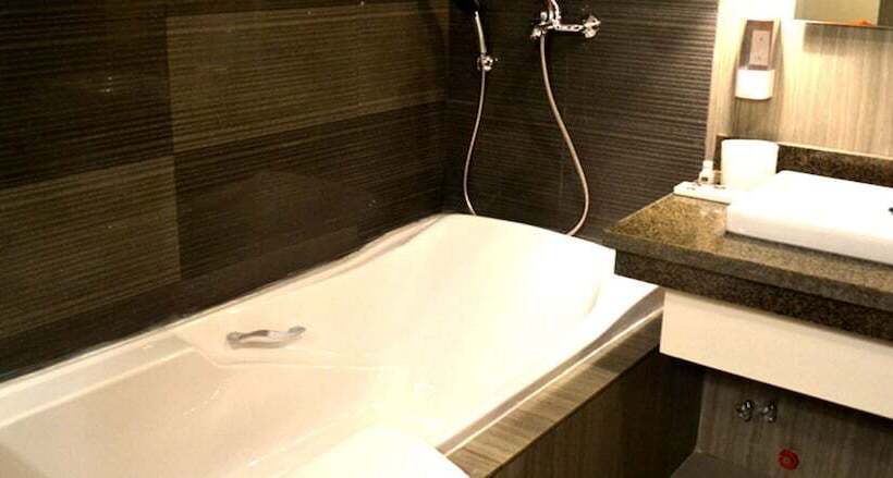 בית מלון כפרי Executive Lofts By Mystique Lane