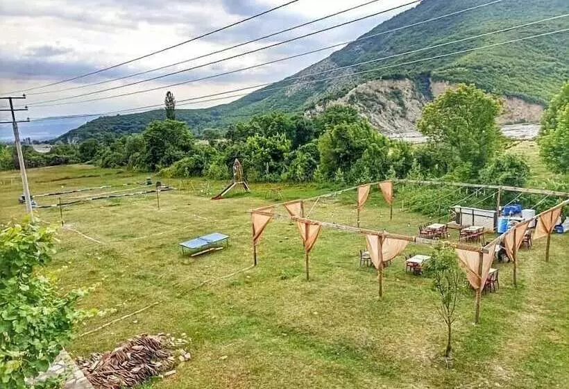 هتل F Garden
