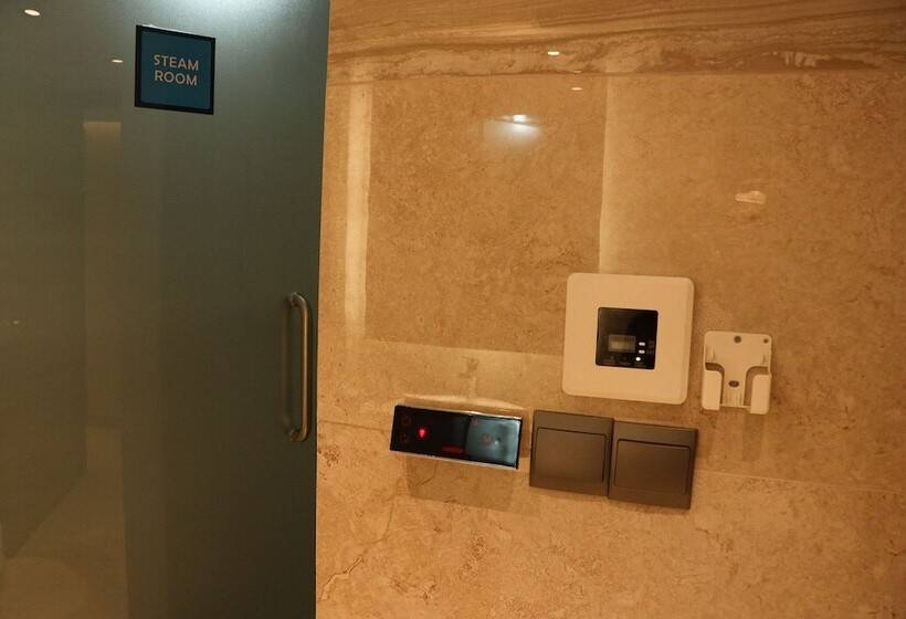 هتل Hansa A Premium Residence