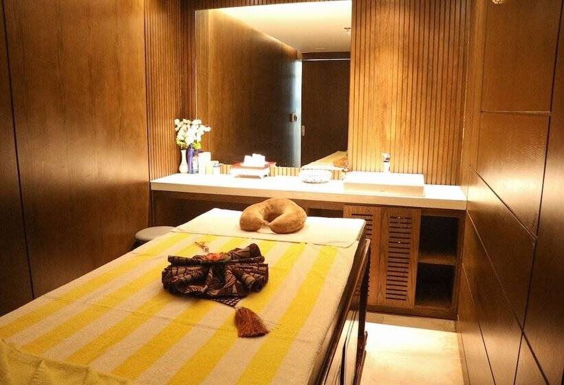 هتل Hansa A Premium Residence