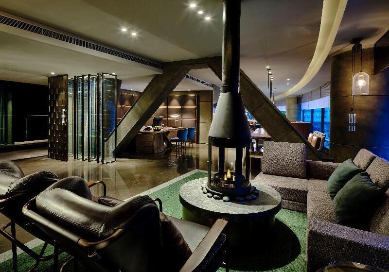 Hotel Intercontinental Shanghai Wonderland By Ihg