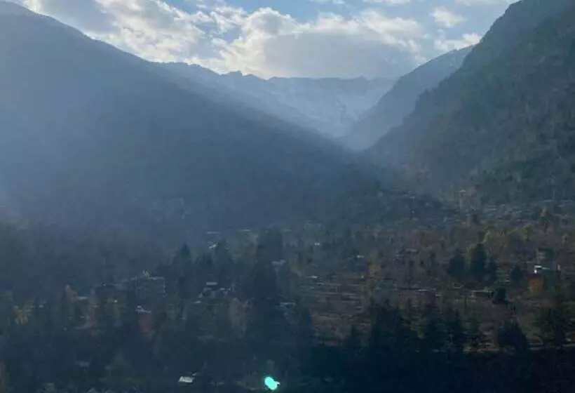 ホテル Manali Jain Cottage