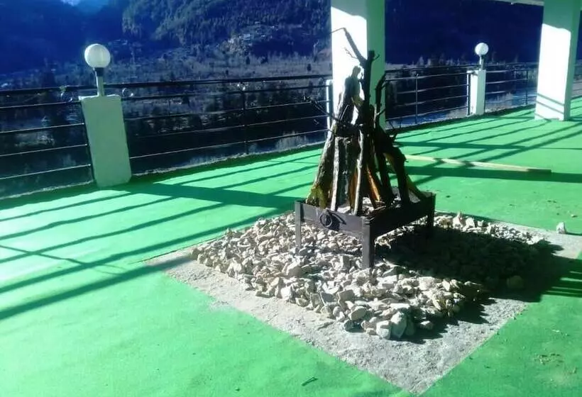 ホテル Manali Jain Cottage