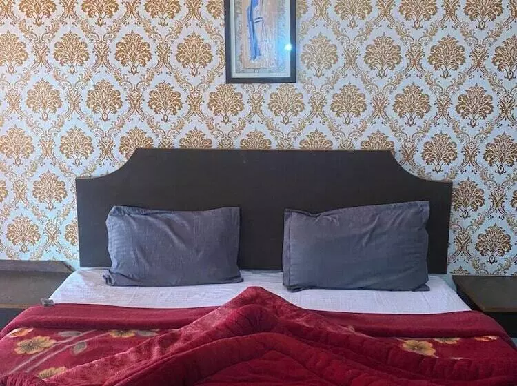 ホテル Manali Jain Cottage