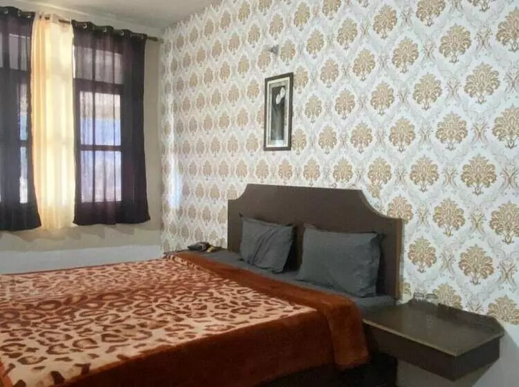 ホテル Manali Jain Cottage
