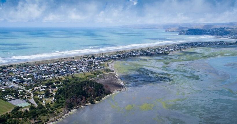 בית מלון כפרי South Brighton Holiday Park