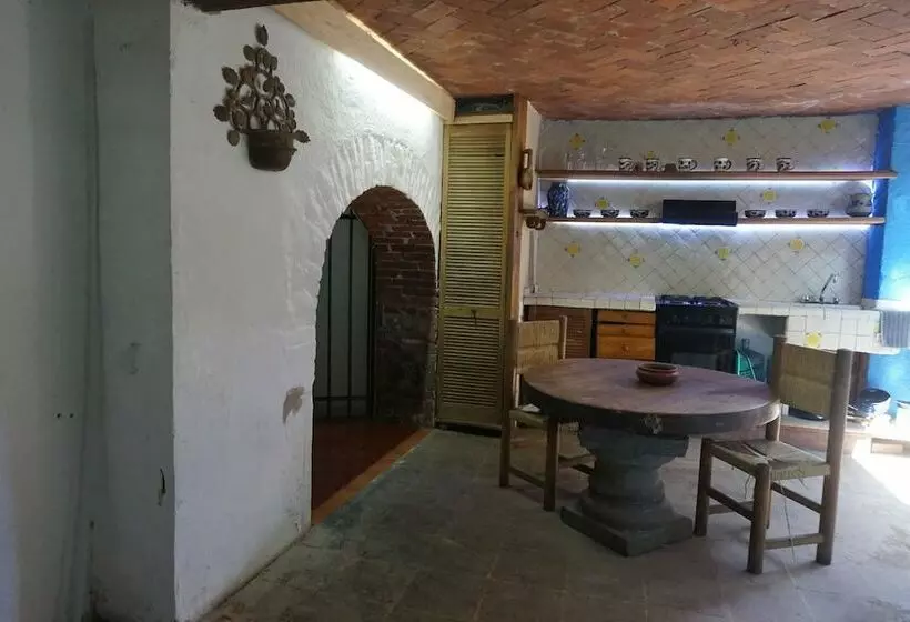Malli Hostel