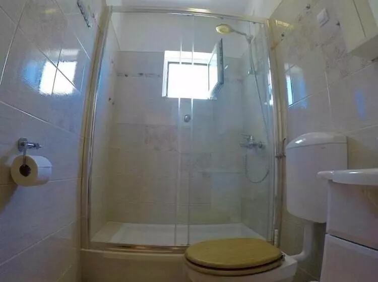 ペンション Vila Lacman