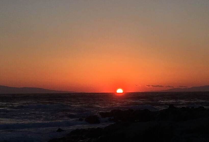 ベッドアンドブレックファースト Namioto Biyori