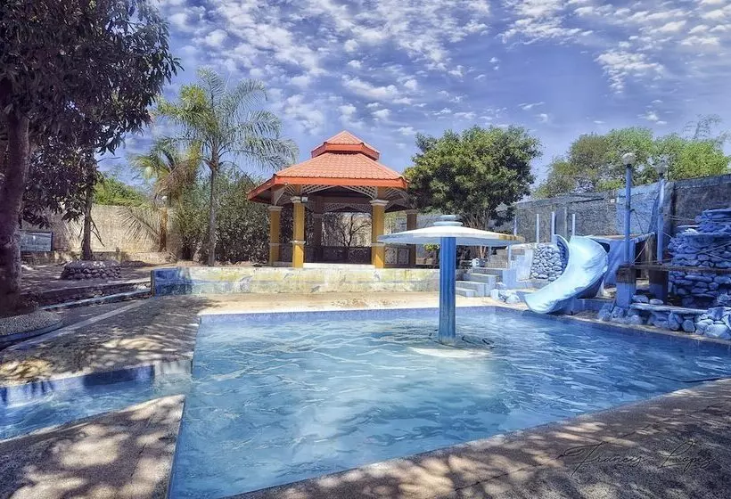 هتل Gertes Resort &