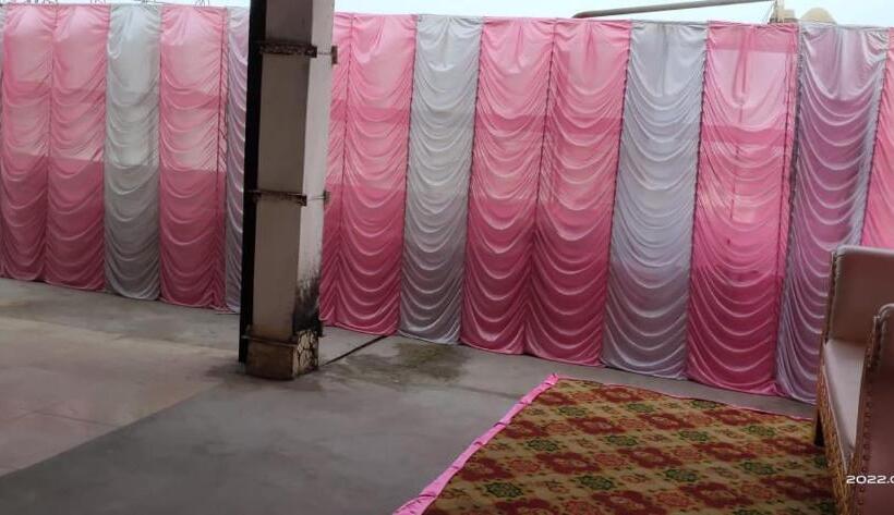 هتل Royal Residency