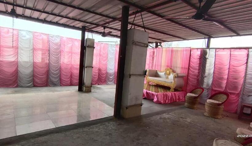 هتل Royal Residency