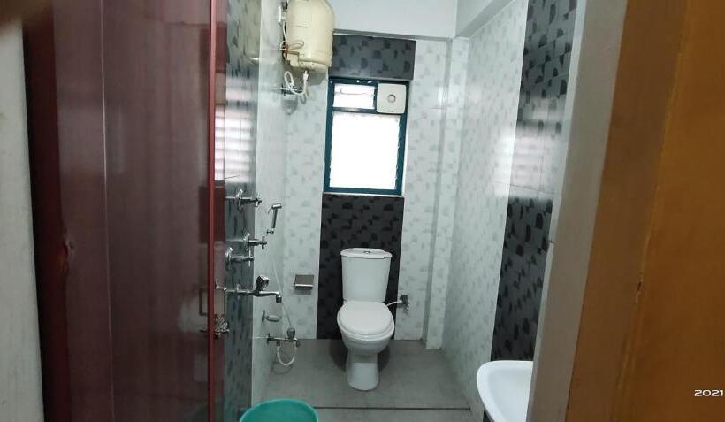 هتل Royal Residency