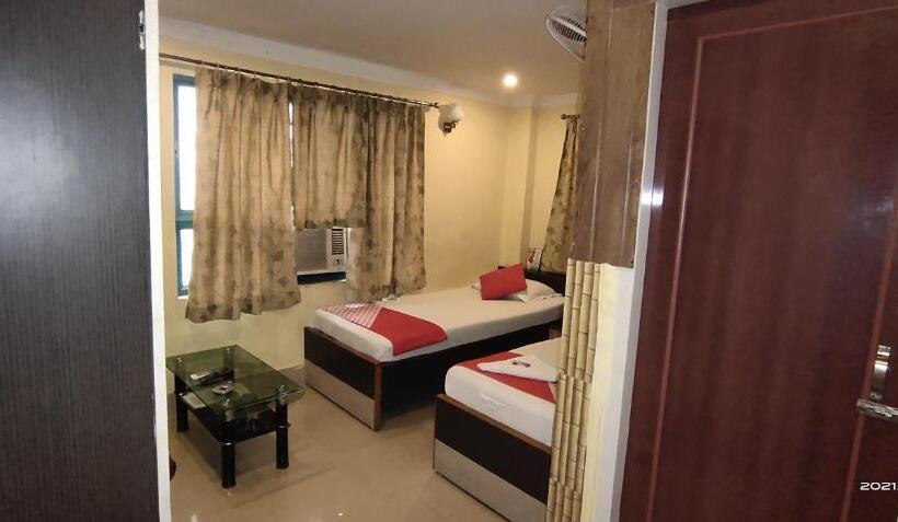 هتل Royal Residency