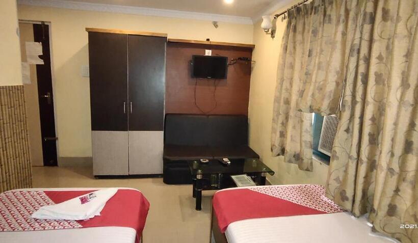 هتل Royal Residency