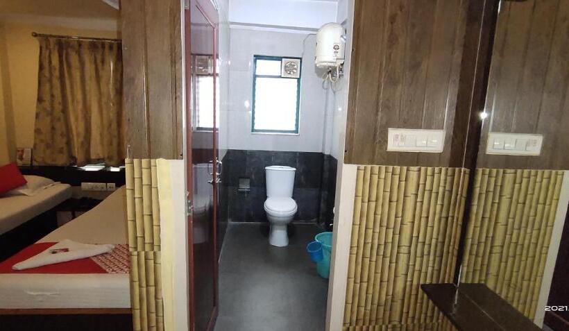 هتل Royal Residency