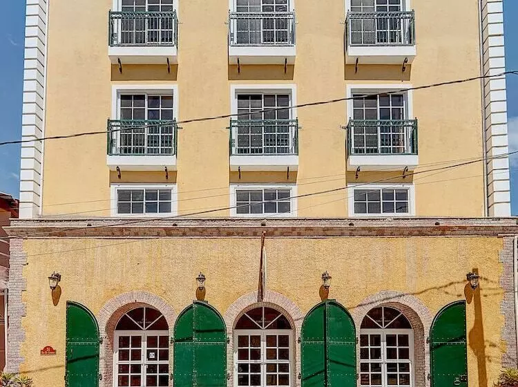 هتل L'auberge Du Vieux Port