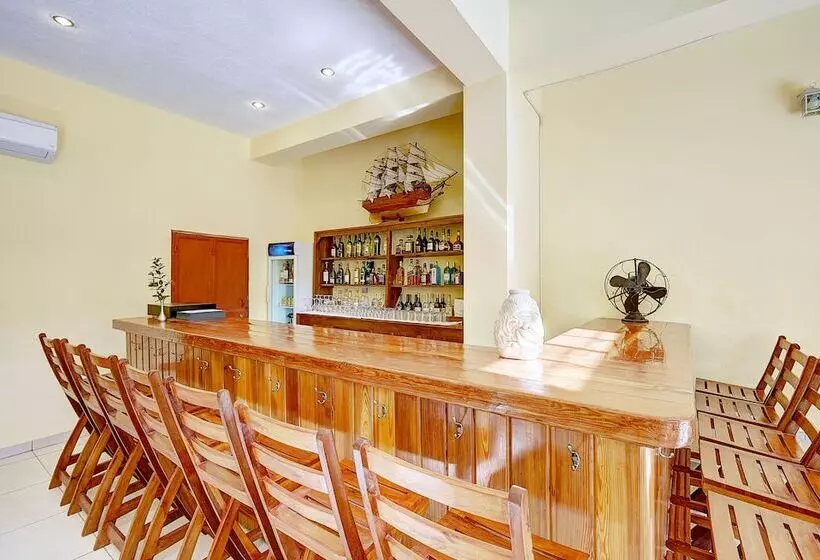 هتل L'auberge Du Vieux Port