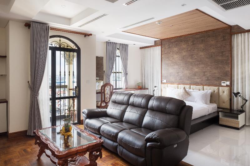 Lcs Hotel & Apartment