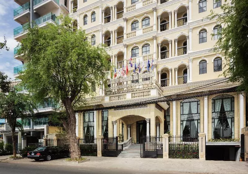 Lcs Hotel & Apartment