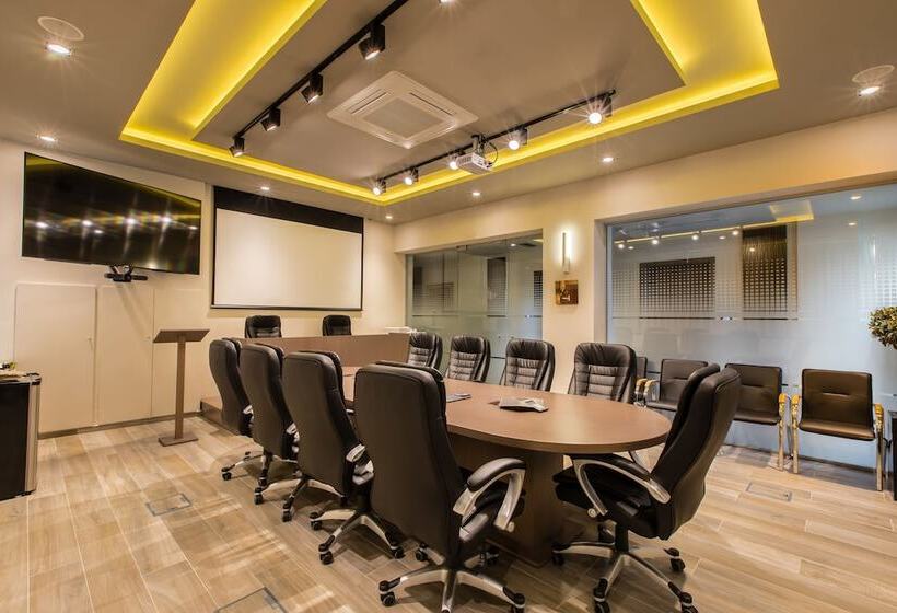 ホテル Oniros Residences