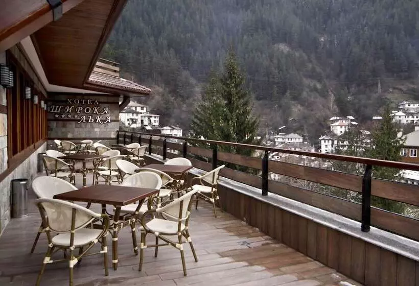 ホテル Shiroka Laka