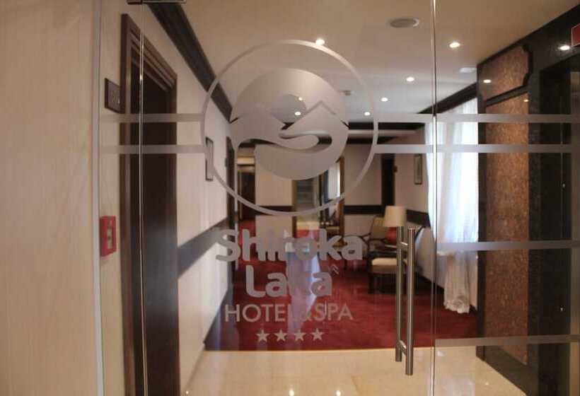 Hotel Shiroka Laka