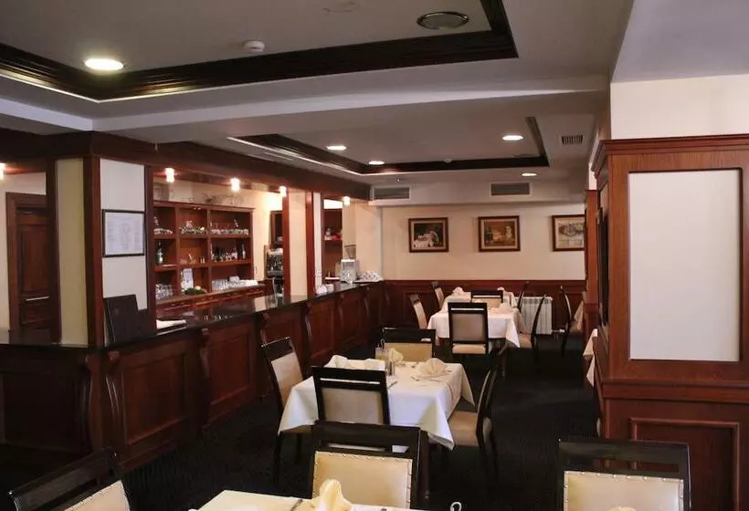 ホテル Shiroka Laka