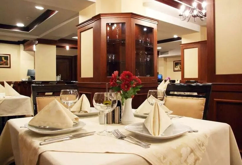 ホテル Shiroka Laka